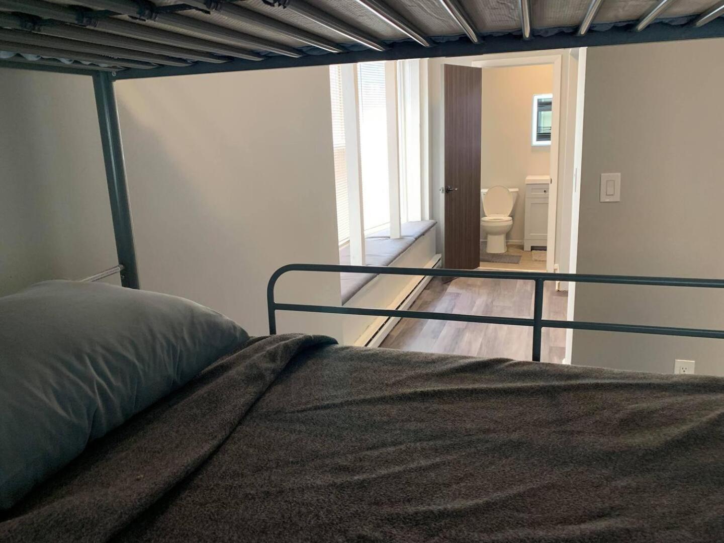 ☆☆ Modern Coed Dorm In Harrisburg ☆☆ Leilighet Eksteriør bilde
